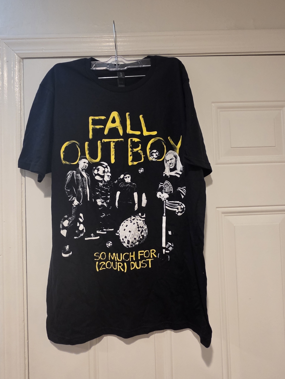 Gildan Black Short-Sleeve Band Tee with Yellow Print